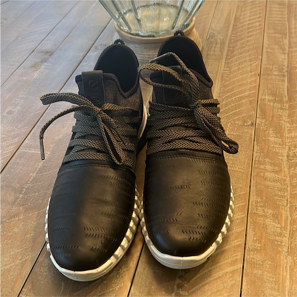 Ecco St.1 Black Leather Sneakers